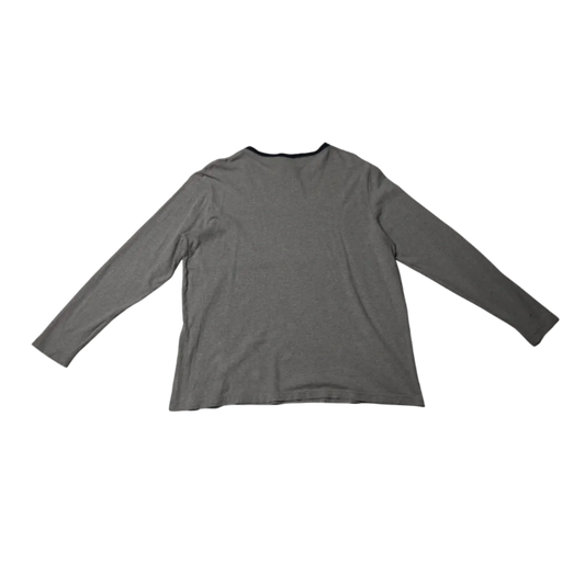 Vintage Tommy Hilfiger Women’s Oversized Longsleeve (XL)