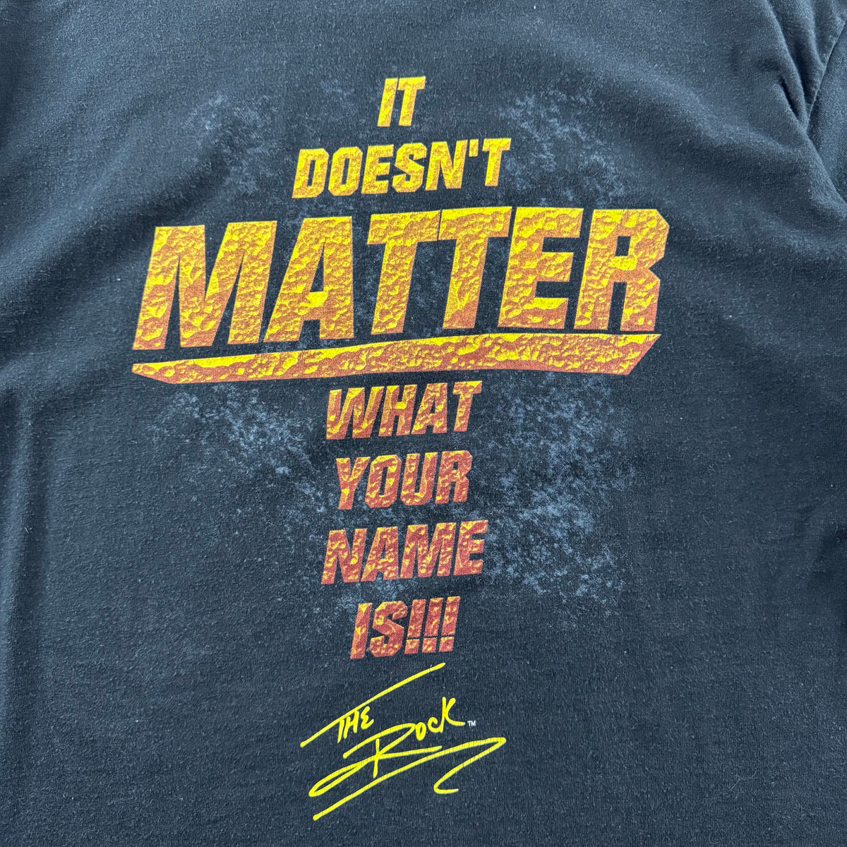 Vintage 1999 WWF The Rock "It Doesn't Matter What Your Name Is" T-shirt (XL)