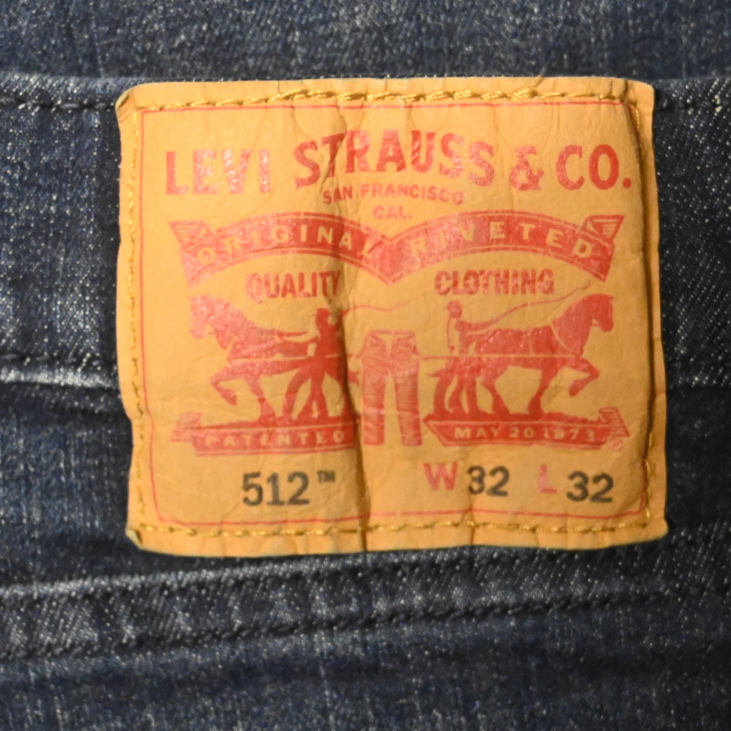 LEVI'S JEANS (32)