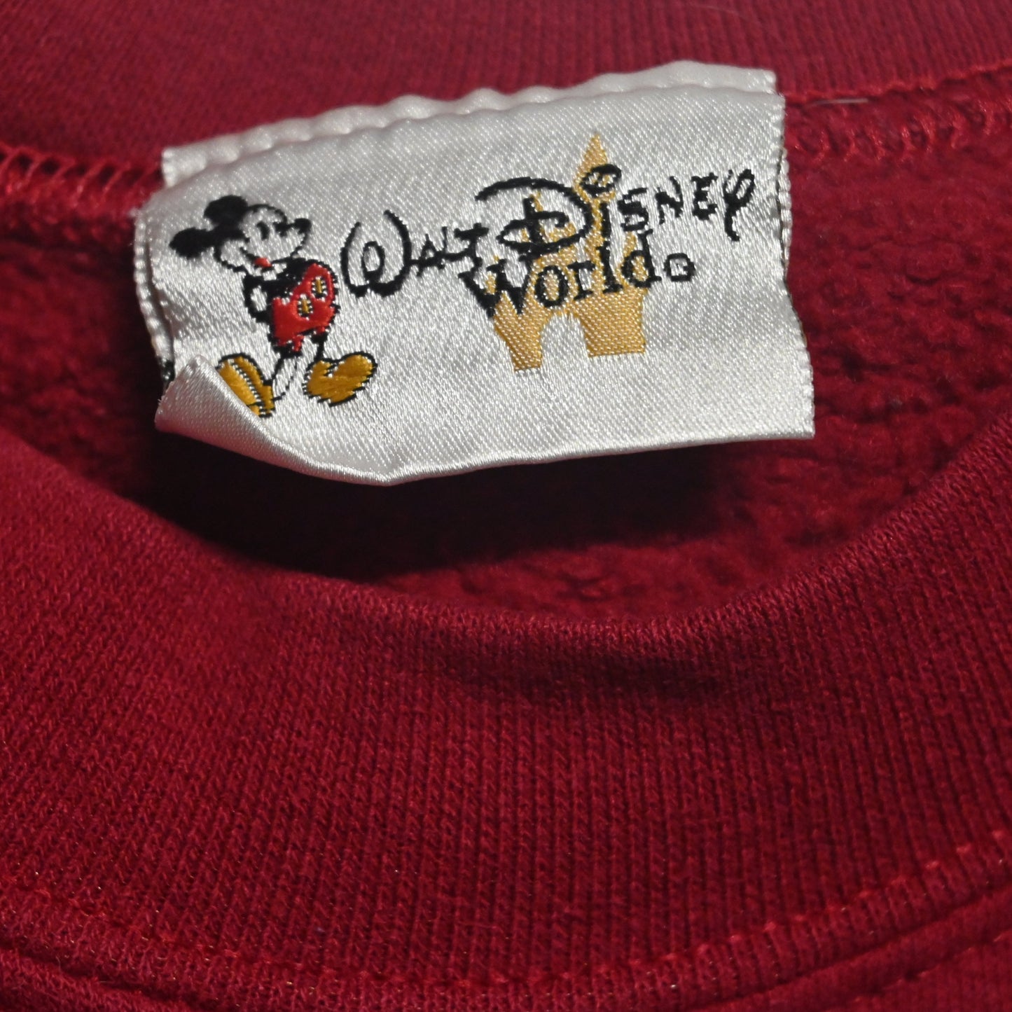 Vintage 2000 Walt Disney World Sweater (M)