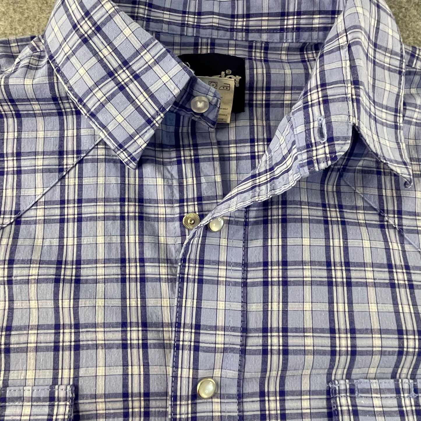 Vintage Wrangler Blue Checkered Short-Sleeve Button-Up (L)