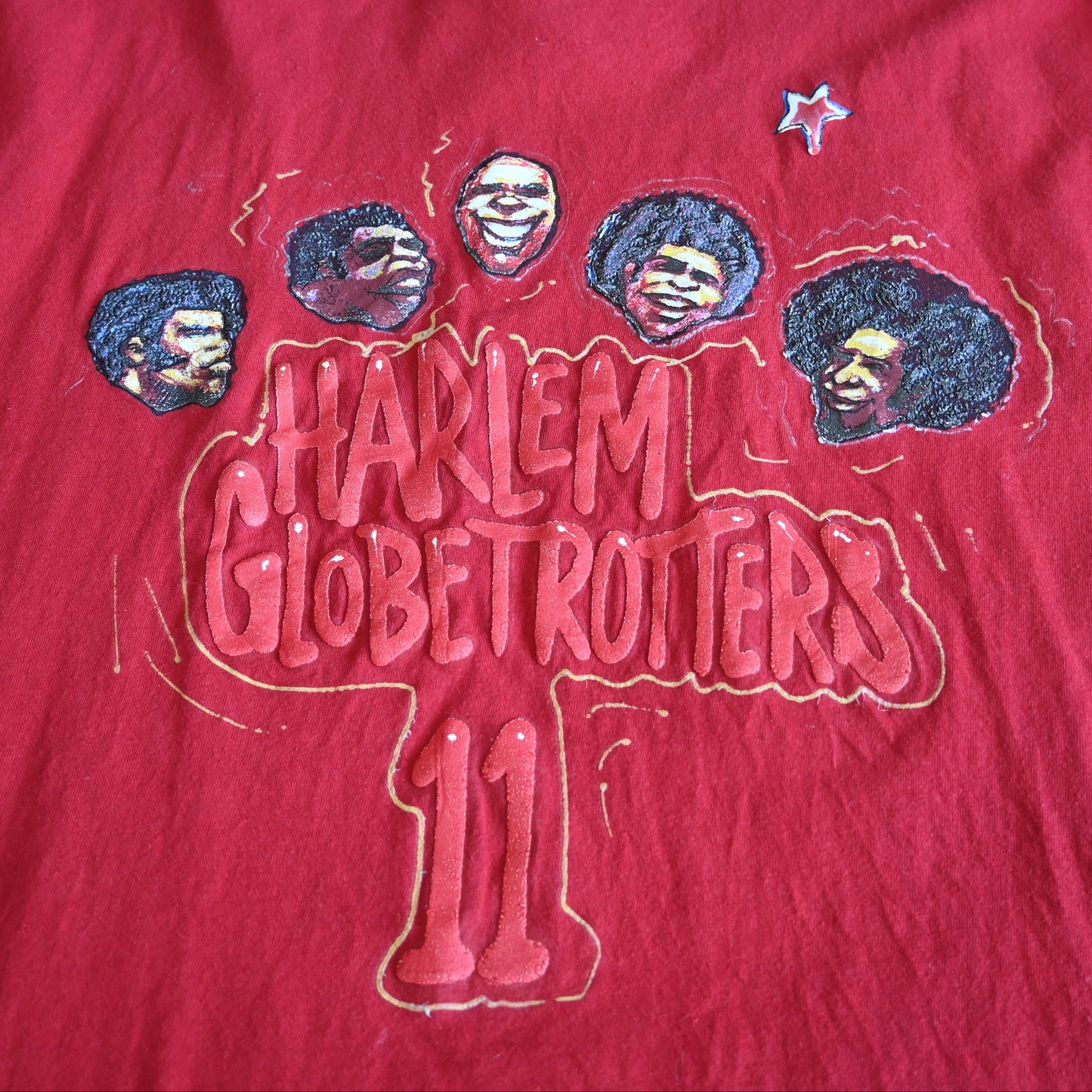 Vintage FUBU Platinum Harlem Globetrotters T-Shirt (XXL)