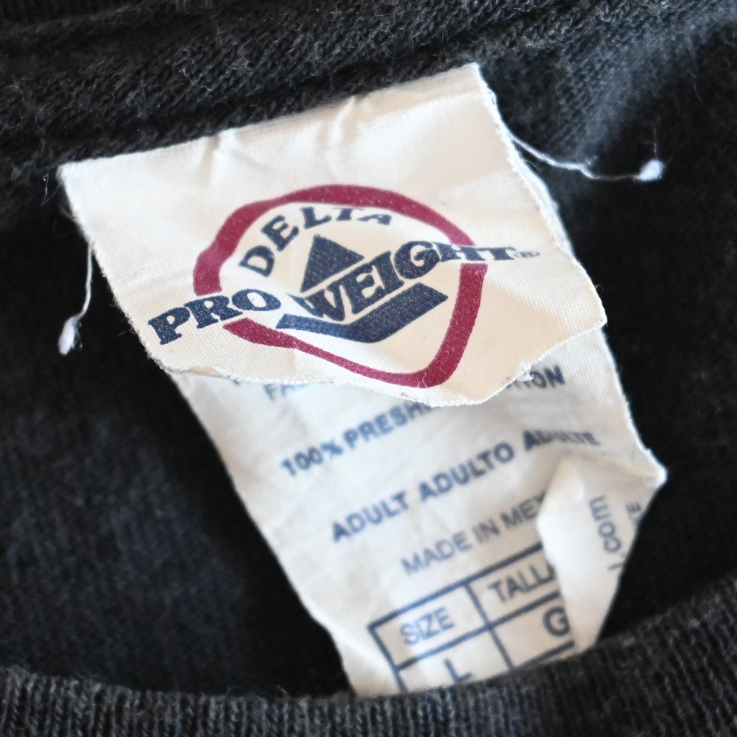 Vintage Pink Floyd Graphic T-shirt (L)