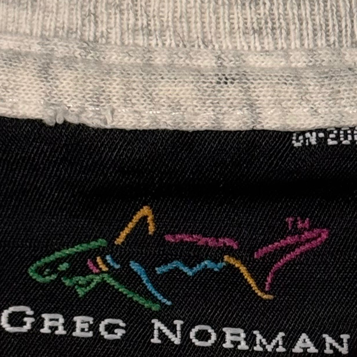 VINTAGE GREG NORMAN GREY W/ SHARK T-SHIRT (XL)
