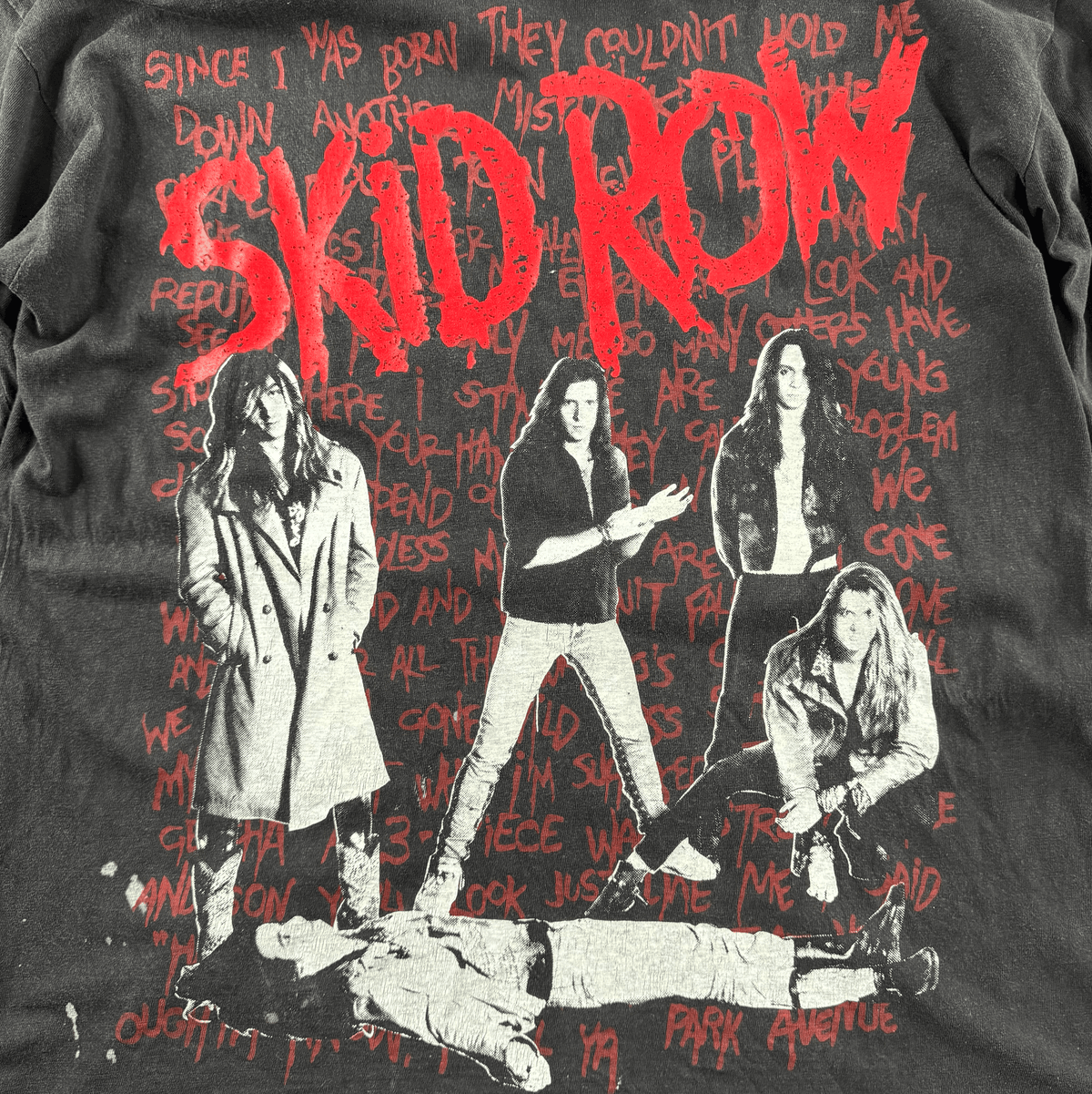 Vintage 1989 Skid Row Live Band Tee (L)