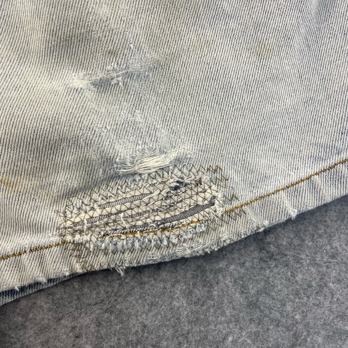 Saddleback Denim Shorts in Light Blue – Size 97
