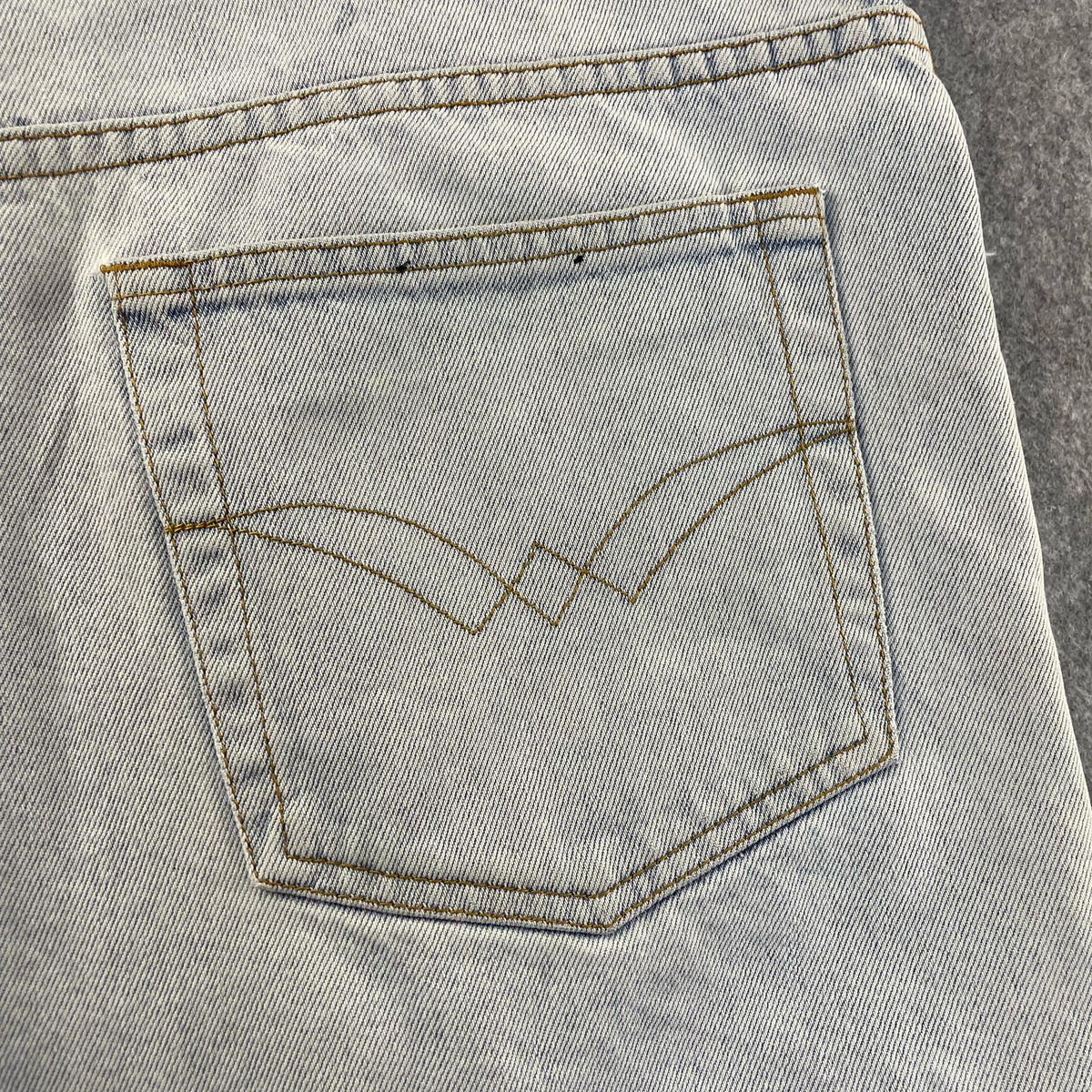 Saddleback Denim Shorts in Light Blue – Size 97