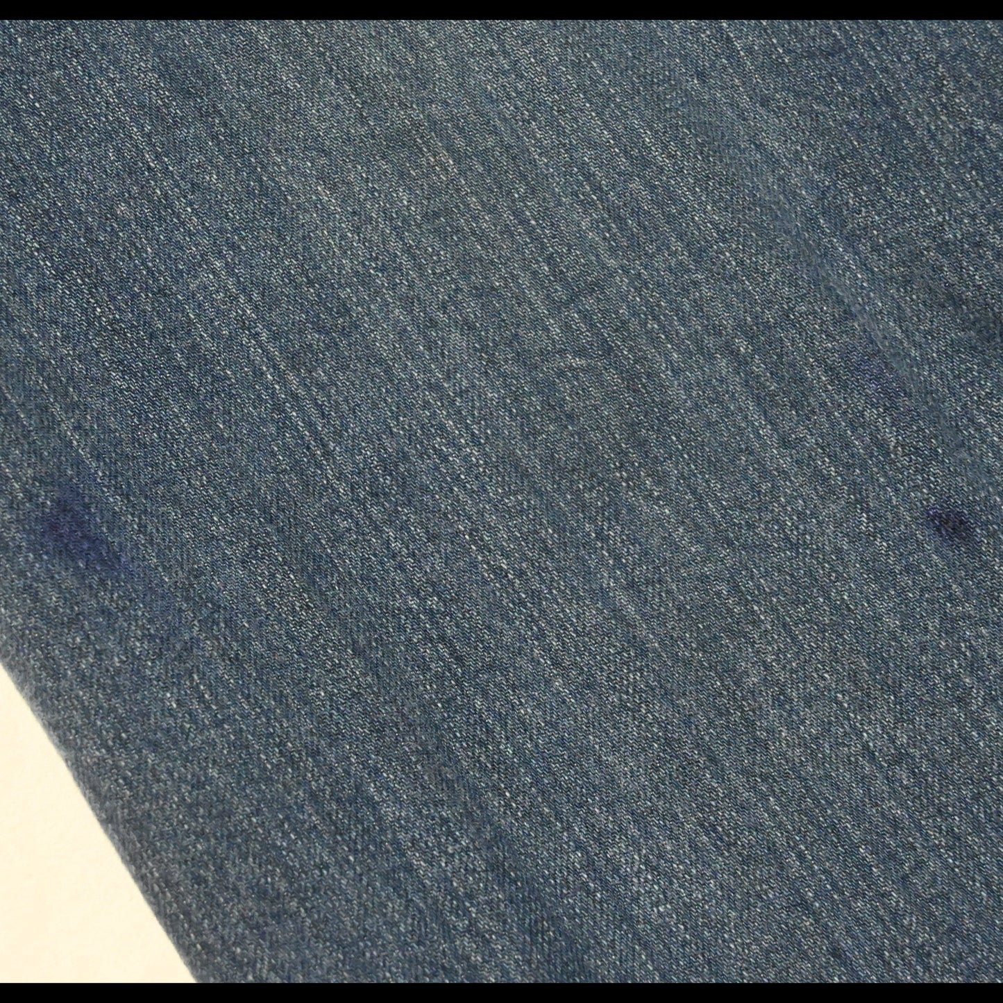 LEVI'S JEANS (33)