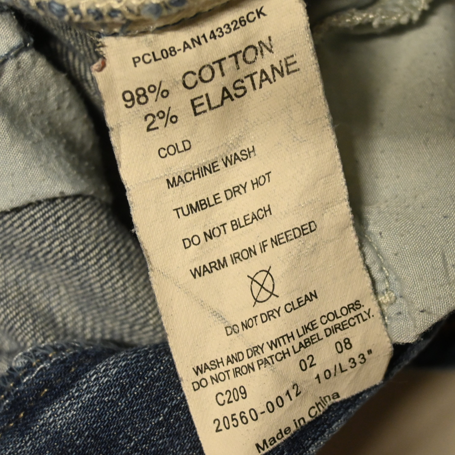 LEVI'S JEANS (33)