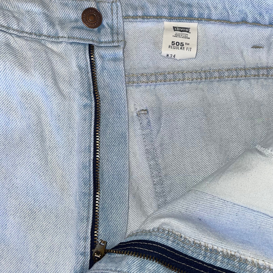 Vintage Levi Denim Shorts Light Blue Wash (34)
