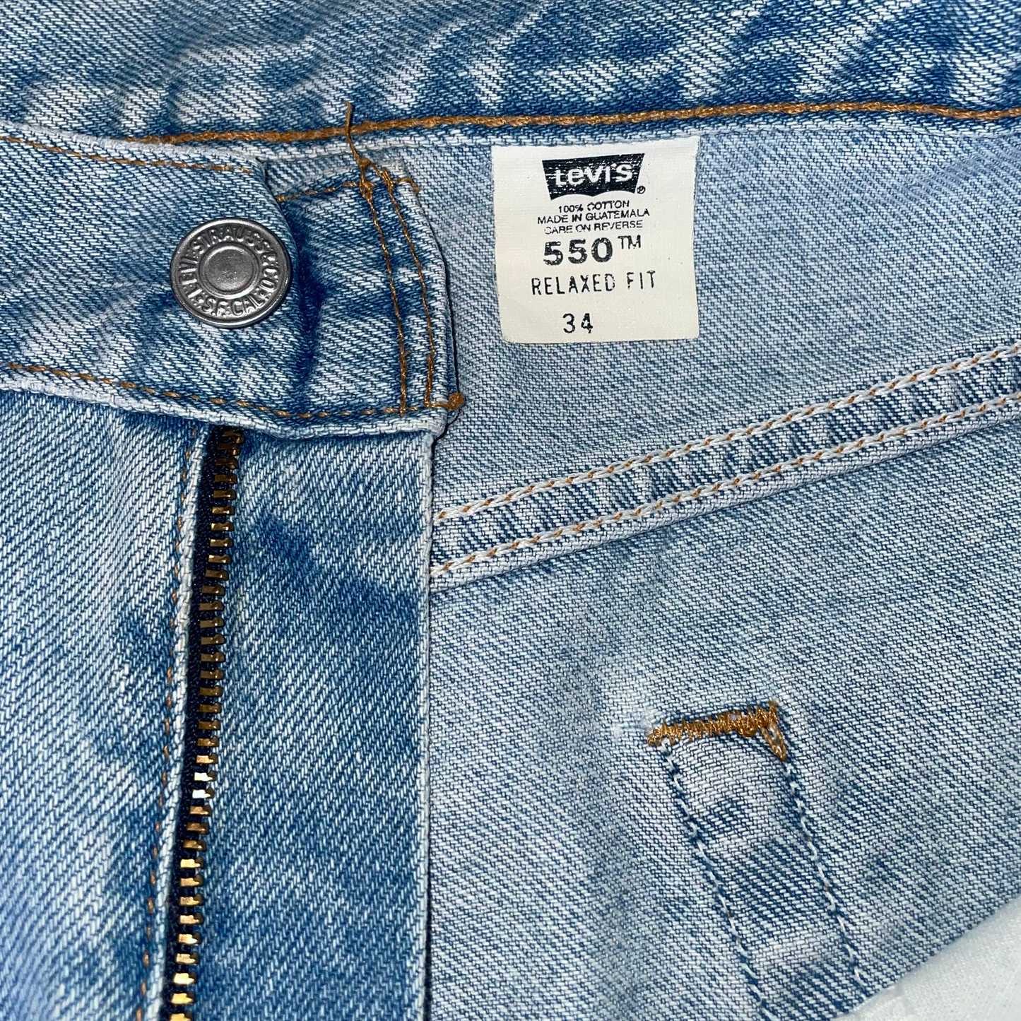 Vintage Levi  Denim Shorts Blue Wash (34)