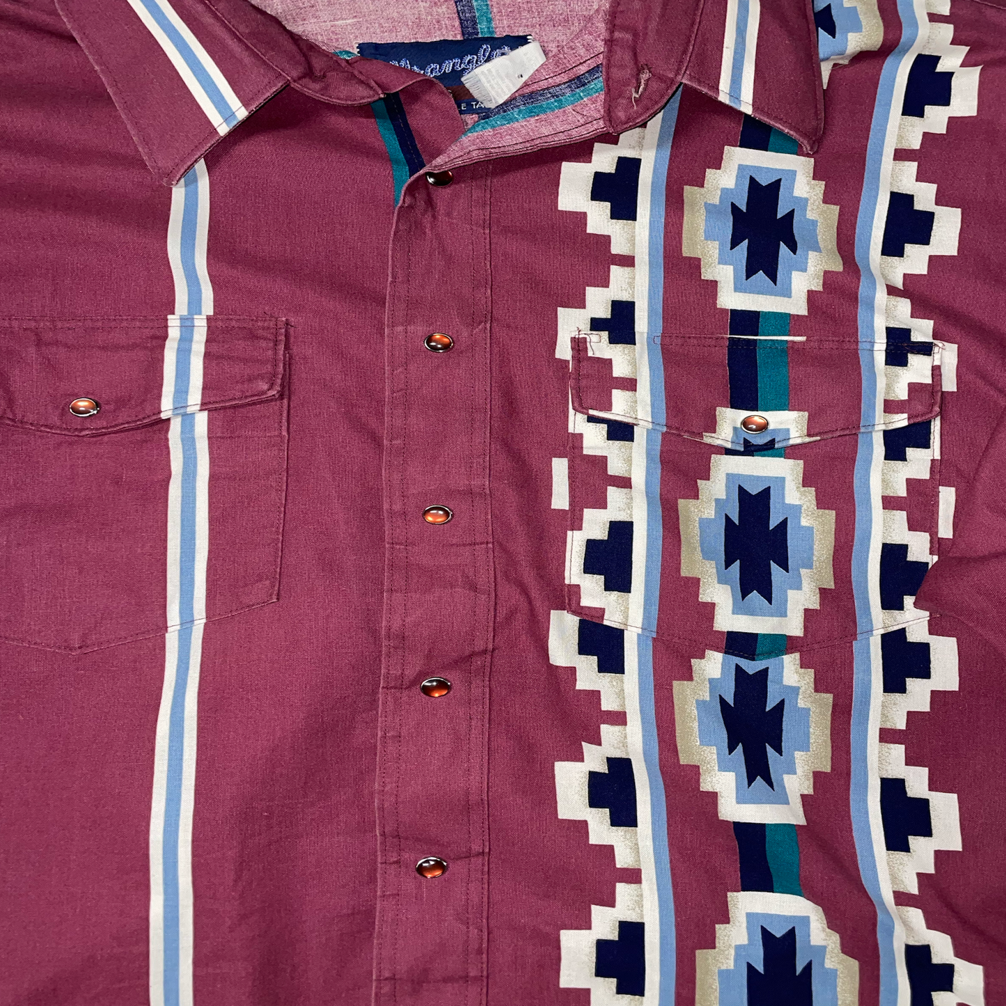 WRANGLER BURGUNDY BUTTON UP W/ PATTERN (XL)