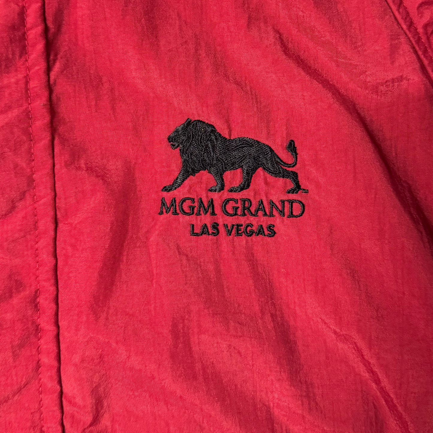 VINTAGE MGM LAS VEGAS SPRAY JACKET (L)