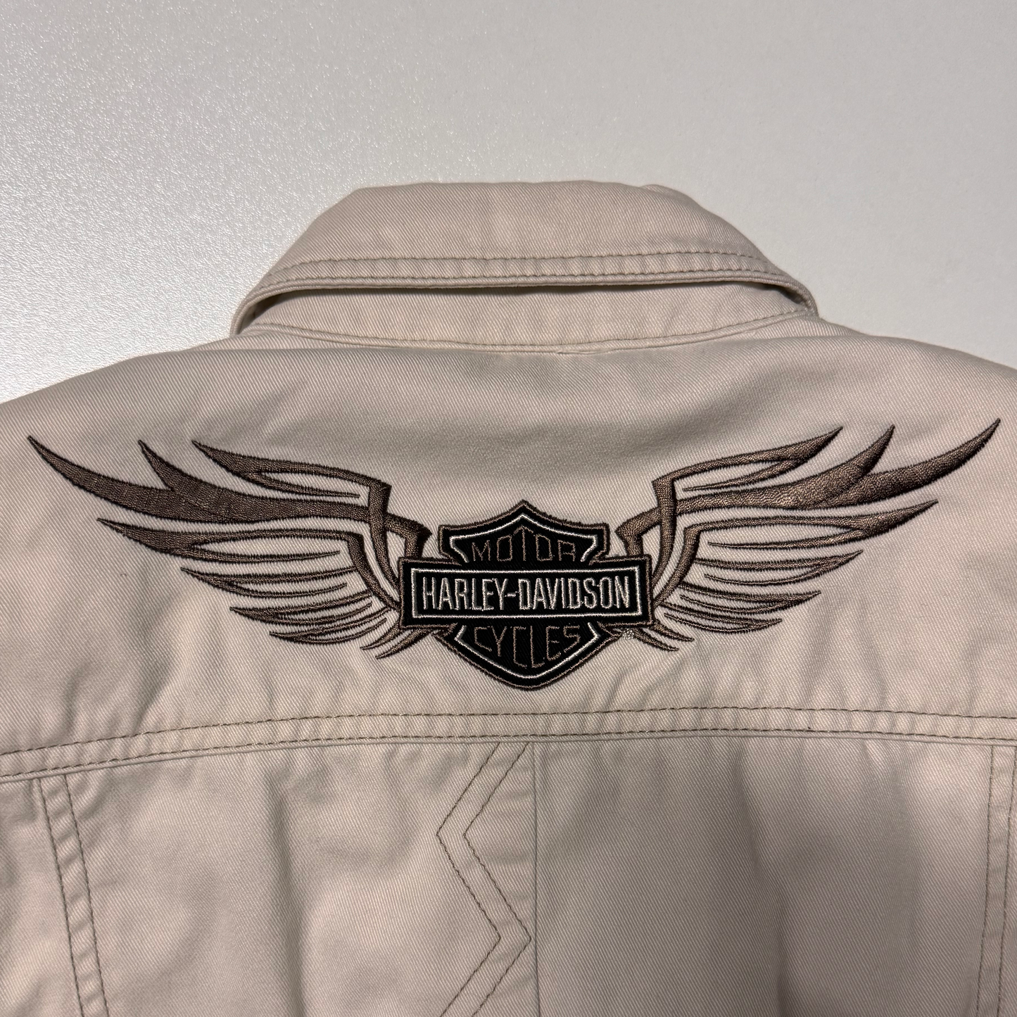 WOMEN'S VINTAGE HARLEY DAVIDSON WHITE/CREAM JACKET (S)