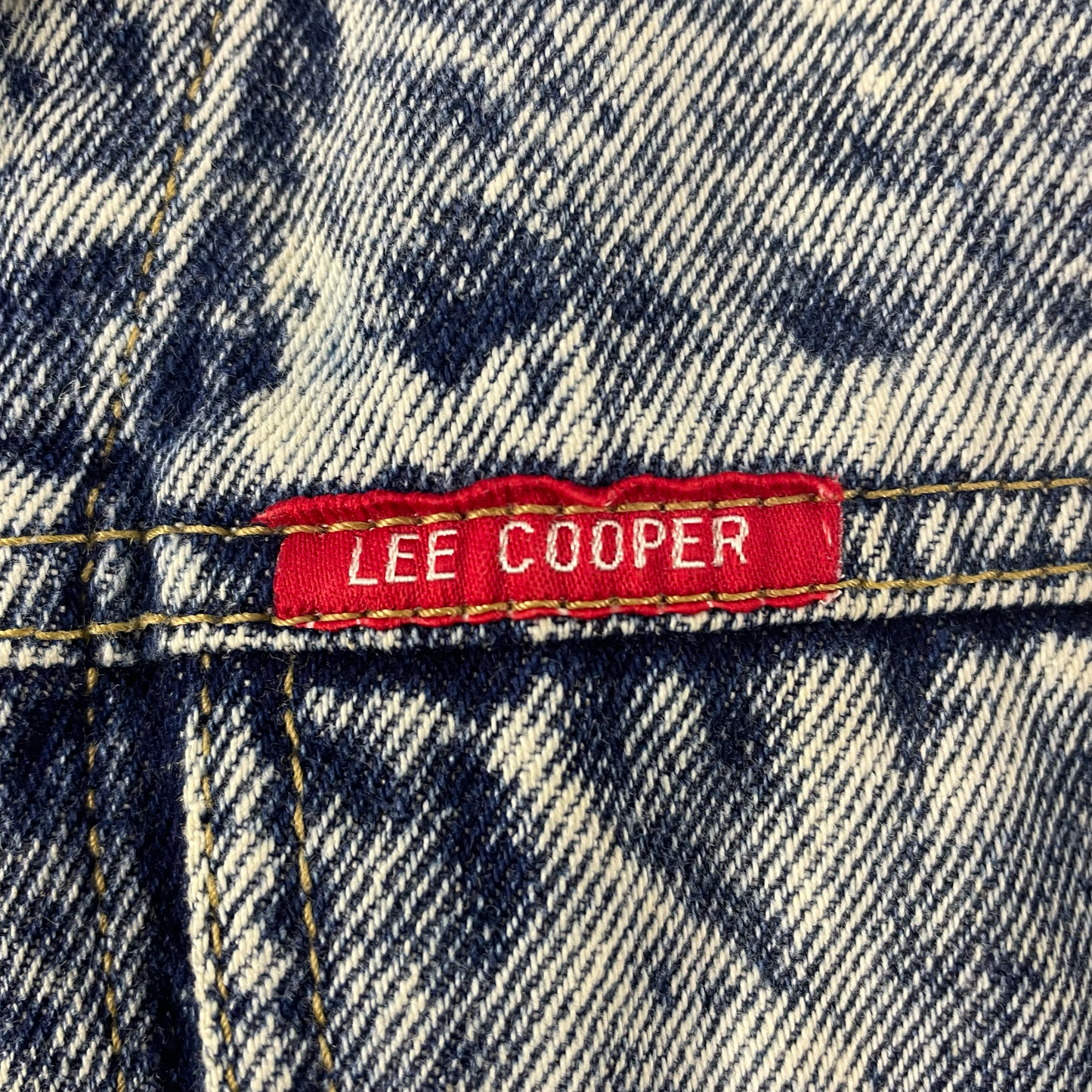 Vintage 1980-90 Lee Cooper Acid Wash Distressed Denim Jacket  (40)