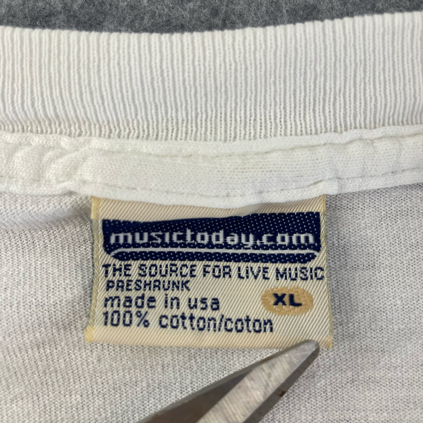 Vintage Authentic Dave Matthews Band 2000 Tour White Tee (XL)